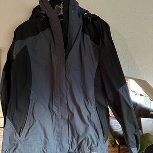 L.L. Bean Men's Dark Blue and Black Performance Jacket